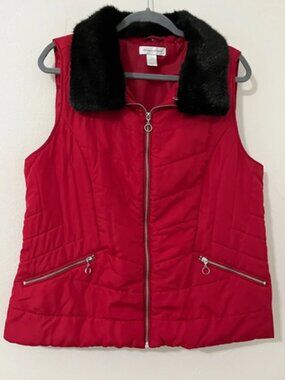 Christopher & Banks XL Quilted Vest Red WIth Detachable Faux Fur Collar